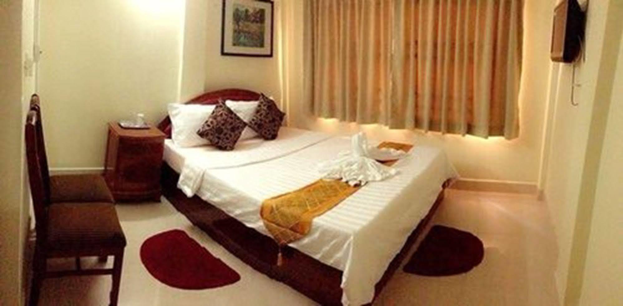 Homeland Guesthouse Phnom Penh Eksteriør billede